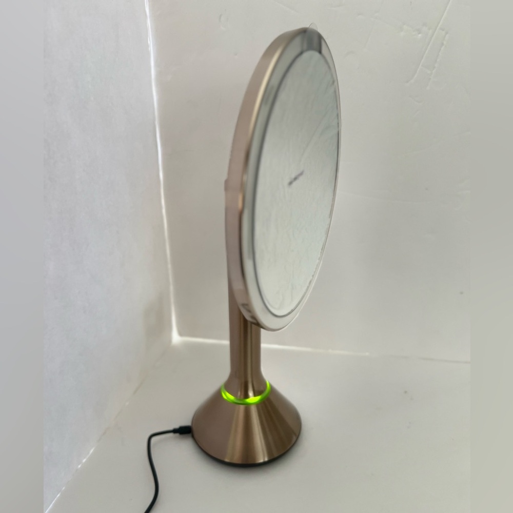 Simplehuman 8”ROSE GOLD Sensor Mirror - Picture 6 of 13